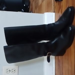 Black winter high boots